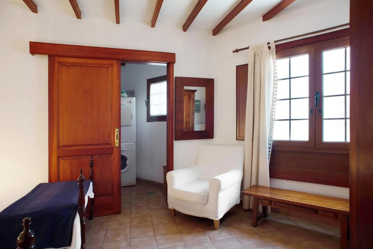 Casa De La Eterna Primavera San Bartolome de Tirajana  0*, San Bartolome de Tirajana (Gran Canaria)